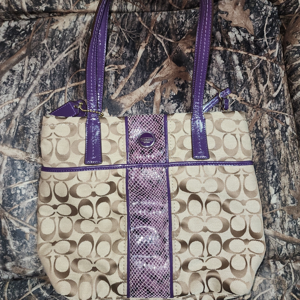 Coach Beige Signature Canvas Tote with Purple Trim - Picture 1 of 4